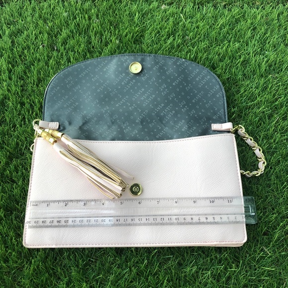 NEW Olivia & Joy Bamboo clutch crossbody purse - Picture 4 of 17